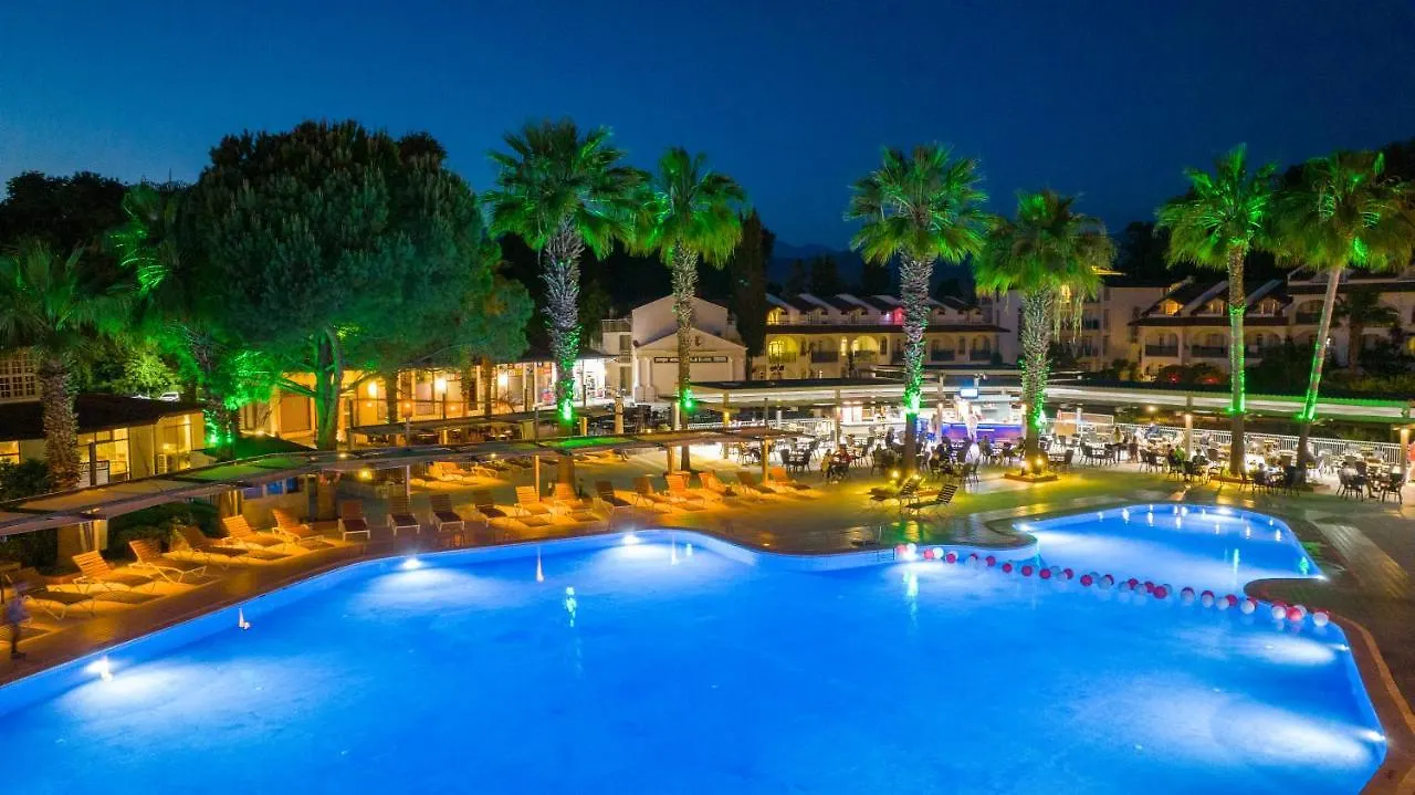 Lykia Botanika Beach Fun & Club Фетхие 4*,