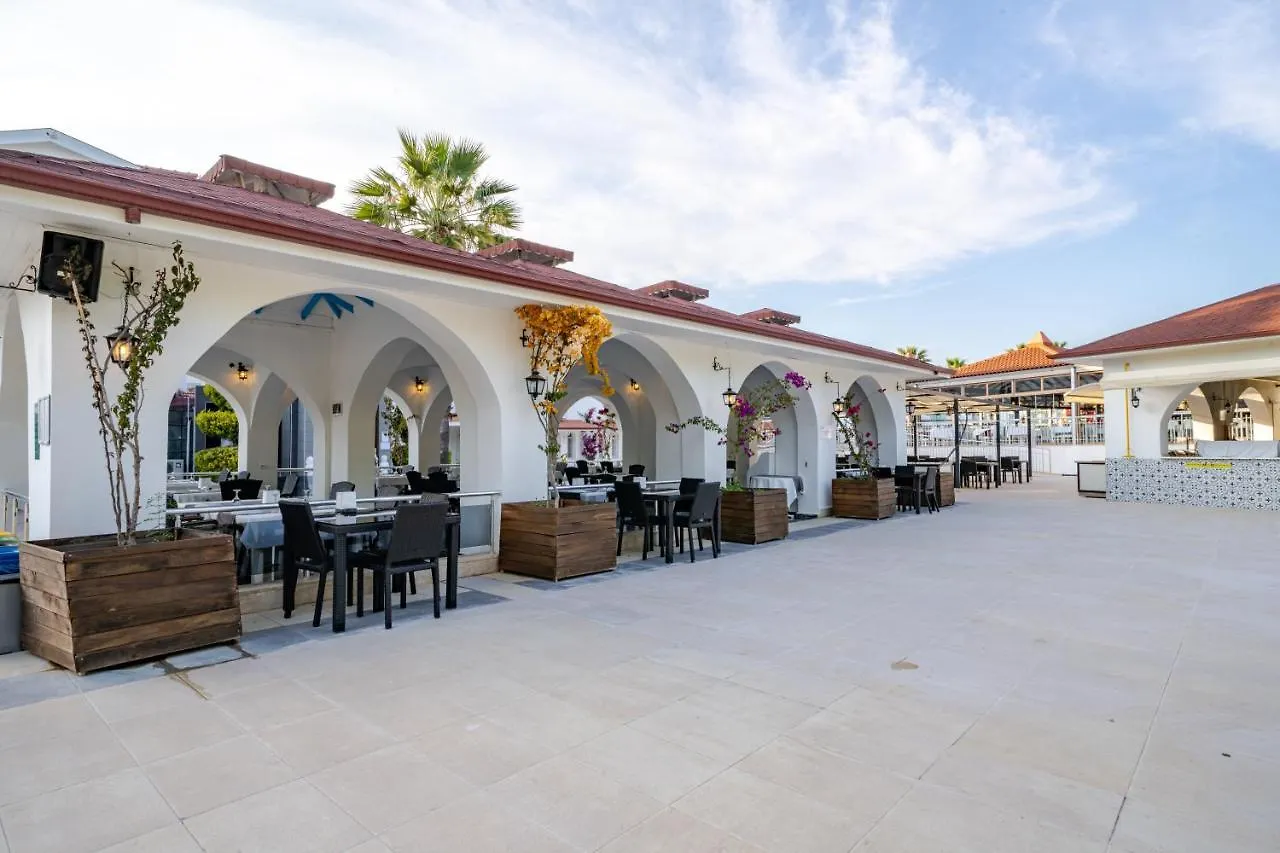 Отель Lykia Botanika Beach Fun & Club Фетхие