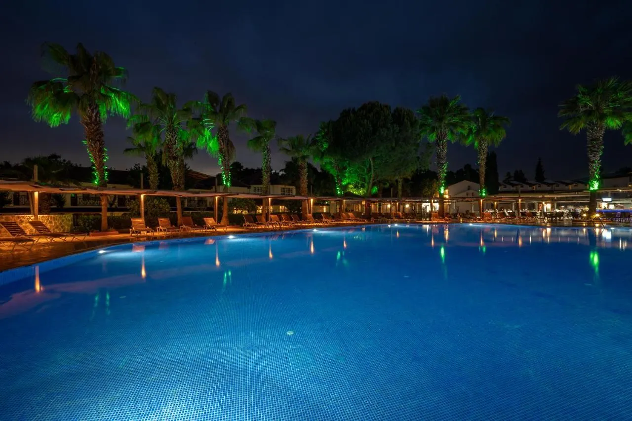 Lykia Botanika Beach Fun & Club Fethiye
