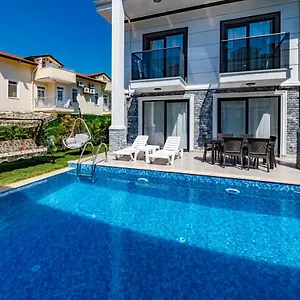 Salkim- 4 Bedroom In Oludeniz Villa